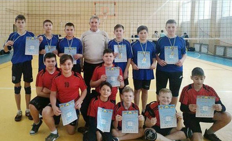 Перше місце волейболістів ДЮСШ Покровська