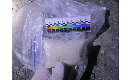 Білопільські поліцейські викрили чоловіка у незаконному зберіганні наркотиків