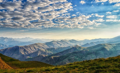 Грози, град та вітер: на Закарпатті синоптики попереджають про погіршення погодних умов
