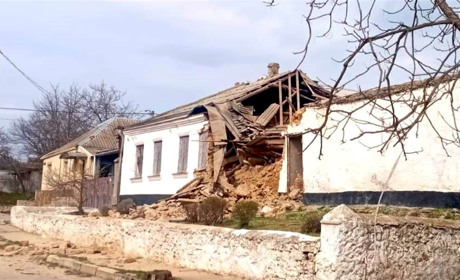 У Херсоні через обстріли пошкоджений кардіологічний центр, дитсадок, електропідстанція
