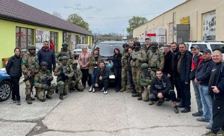 Измаильские меценаты купили автомобиль для воинского подразделения