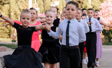 Зі святом 1 вересня! З новим танцювальним сезоном!