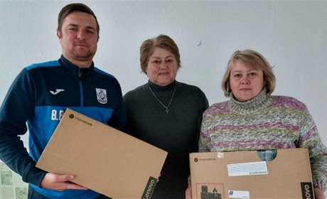 Ноутбуки – для освітян Білопільщини: у які громади надійшла техніка