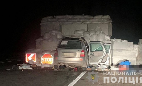 Спаслись из Мариуполя - погибли на подъезде к Измаилу: скандал с похоронами и его подноготная