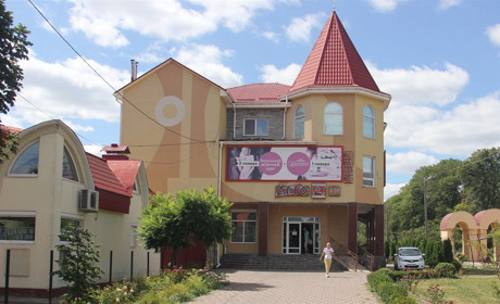 У магазині «АРГО» в Калинівці - грандіозний розпродаж колекцій одягу