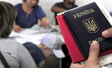 Список громад у зоні бойових дій оновили. Хто може отримати виплати ВПО