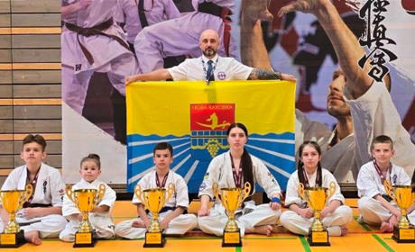Новокаховські каратисти вибороли шість медалей на чемпіонаті Німеччини