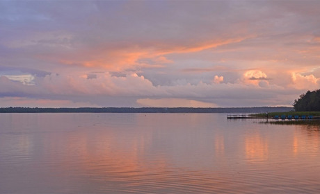На Білому Озері заборонили відпочинок та встановили карантинний пост