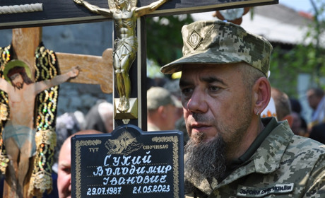 Небесне воїнство поповнилося ще одним ангелом: на Чортківщині схоронили Героя Сухого Володимира