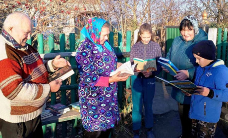 Бібліотека приходить до людей: як у Борисівці розвивають культуру читання