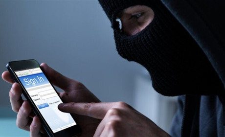 Лише за добу аферисти ошукали херсонців на понад 50 тис. грн
