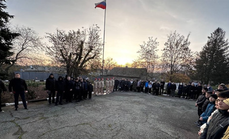 Колаборанти відновили в Чаплинці пам'ятник Куйбишеву