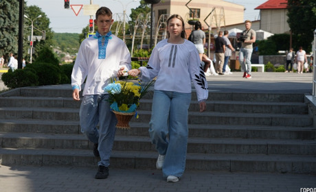 У Городку відбувся тематичний захід до Дня Конституції України (фоторепортаж)