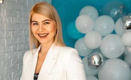 Тістечка, кава і любов до власної справи. Один день з власницею майстерні солодощів Анною Оберемко