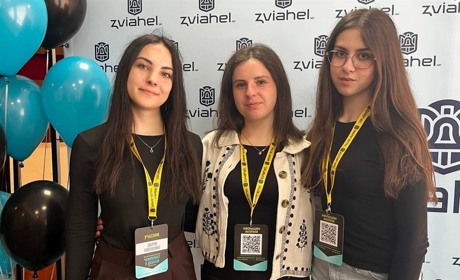 Славутські ліцеїстки гідно представили громаду на Всеукраїнському чемпіонаті з дебатів