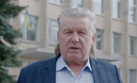 Міський голова Микола Нога: про поминальний день, ремонт доріг та землю для переселенців
