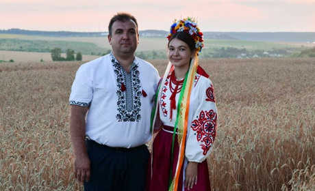 Дівчина і саксофон. Юна музикантка з Сатанова руйнує стереотипи