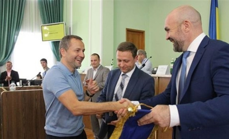 Нардеп рветься в мери