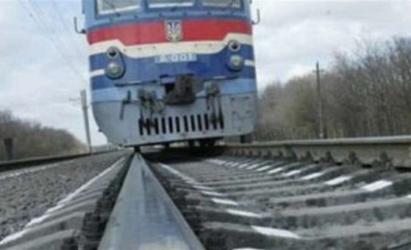 Поблизу села Дачне потяг насмерть збив чоловіка: поліція з’ясовує обставини трагедії