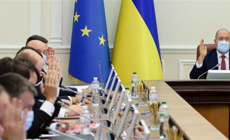 Уряд підвищить стипендії студентам