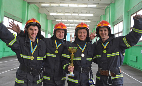 Рятувальники з охорони Рівненської АЕС показали кращі результати  у змаганнях серед команд області