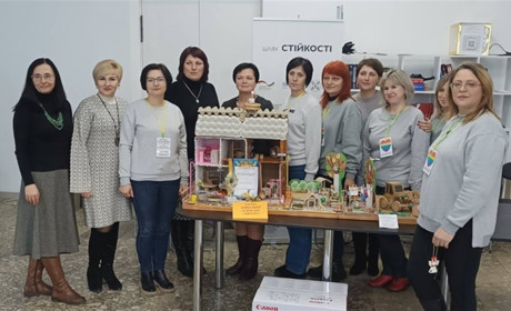 Як забавити дітей тим, що лежить у коморі: у Бориславі відбувся фестиваль з виготовлення іграшок