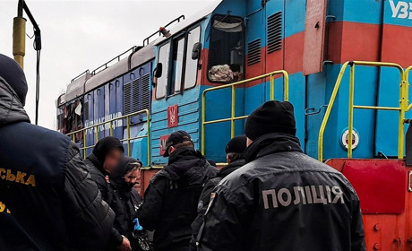 Крали пальне: у Миколаєві судитимуть залізничника та сімох його спільників