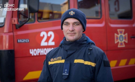 «Треба бути тут»: історія рятувальника з Чорноморська Дениса Пронози