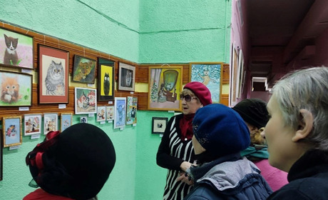 Виставка «Котоманія» зібрала 44 талановитих автори у стінах шосткинської бібліотеки