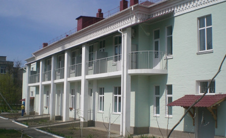 Коронавірус чіпляється до жінок