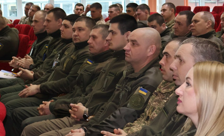 10 років на захисті України: в Южноукраїнську вітали нацгвардійців та ветеранів в/ч 3044