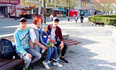 Живемо у Чехії. Чоловік працює тут на заводі: родина з Біляївки про свій досвід міграції через війну