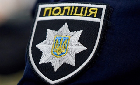 З картки переяславки шахраї зняли велику суму грошей: хроніка поліції 29 березня