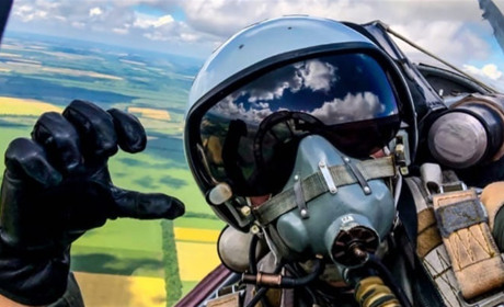 Штурмовики ЗСУ нанесли авіаційний удар по скупченню військ рф в районі Снігурівки