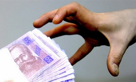 Чортків'янка викрала гроші у сусідки по лікарняній палаті