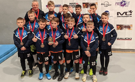 Спортсмени тішать перемогами: Горбачов знову перший на чемпіонаті, а юні футболісти підкорили Європу