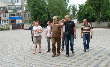 Губернатор відвідав опорну школу Покровська 