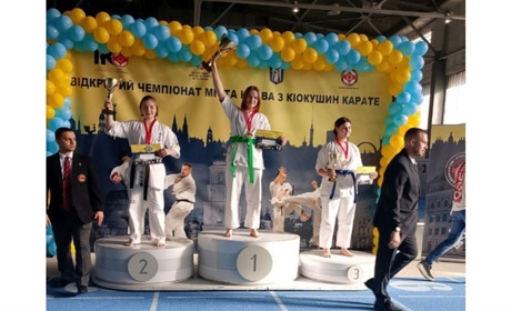 Юні каратистки з Гадяччини здобули перемоги на відкритому чемпіонаті Києва
