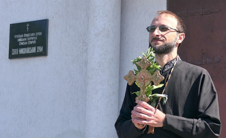 Священник Володимир приїхав зі Прикарпаття на північ Сумщини, щоб очолити прикордонний храм