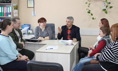 Потреби мешканців та переселенців обговорили в Менській громаді