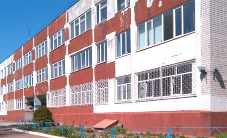 Замінування школи № 34 на Шерстянці. Будівлю вже перевірили на наявність небезпечних предметів