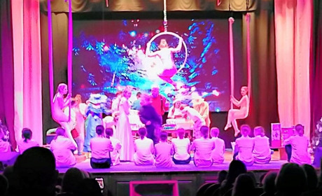 Вартовий врятує світ