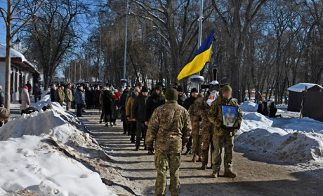 Ніжинська громада попрощалася із загиблим воїном Азамом Сабіровим