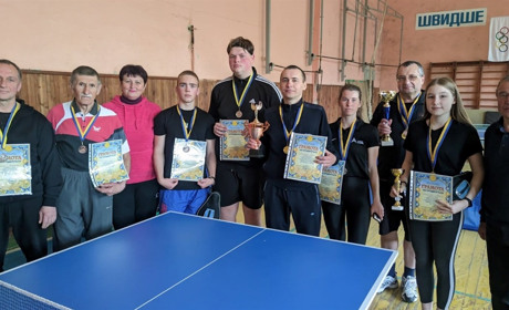 Турнір із настільного тенісу в Глухові. Скільки грошей зібрали благодійники для ЗСУ