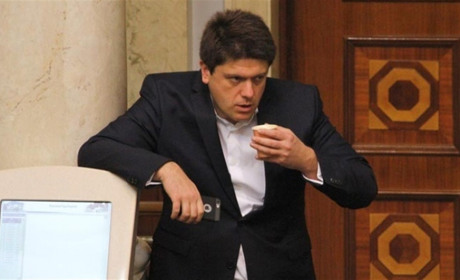 Іван Вінник ініціював закон, що забороняє українцям критикувати владу