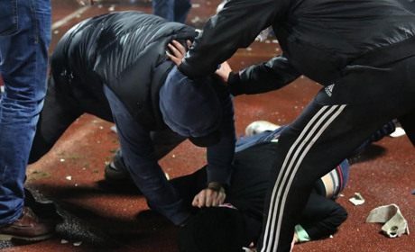 У селі на Сарненщині дві компанії влаштували масові «розбірки»