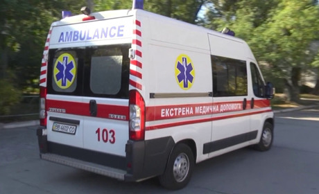 З 2021 року «швидка» має приїздити за новими правилами. Ми їх уважно почитали