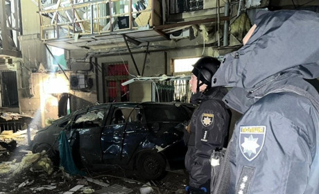 Ворожа атака дронами по Одесі: п’ятеро цивільних поранені, поліція фіксує злочин армії рф