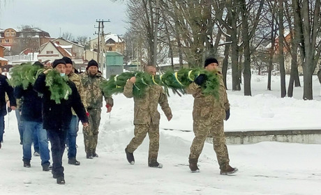 Пам'ять і честь важливі для воїнів-афганців. Вони зустрілися у Володимирці біля «Чорних тюльпанів»