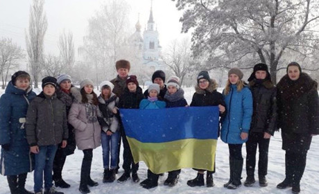 Школярі Новоекономічного утворили ланцюг єдності